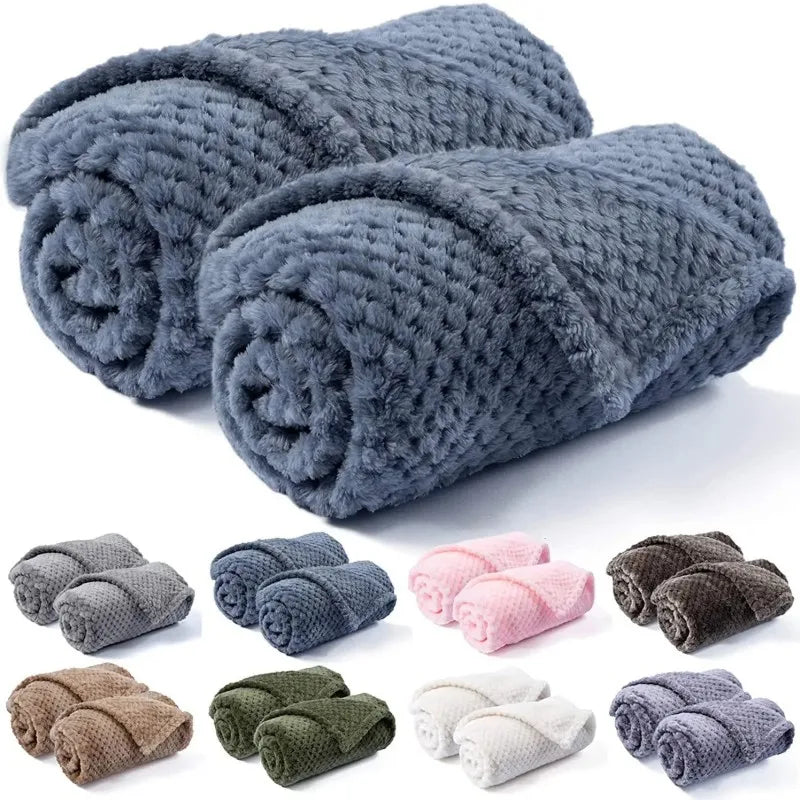Warm Soft Fleece Pet Blanket for Dogs & Cats | Fuzzy Microfiber Plush Throws for Bed/Couch